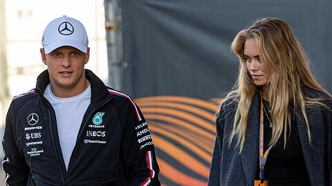 Mick Schumacher und Laila Hasanovic sind glücklich verliebt.