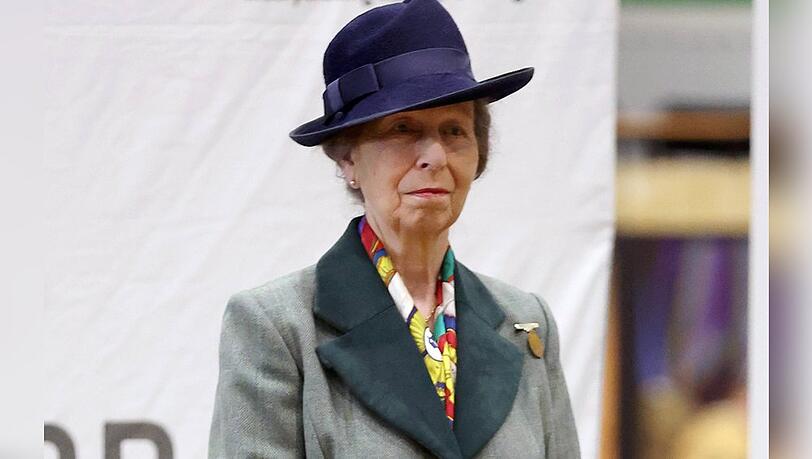 Prinzessin Anne bei ihrem ersten Auftritt nach dem Pferdeunfall.