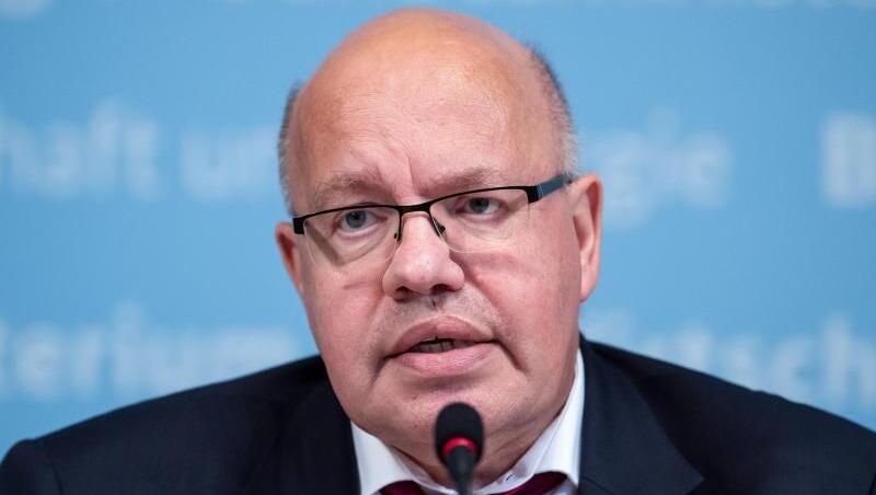 Peter Altmaier (CDU), Bundesminister für Wirtschaft und Energie, plant einen Burokratieabbau für Firmen. Peter Altmaier (CDU), Bundesminister für Wirtschaft und Energie, plant einen Burokratieabbau für Firmen.