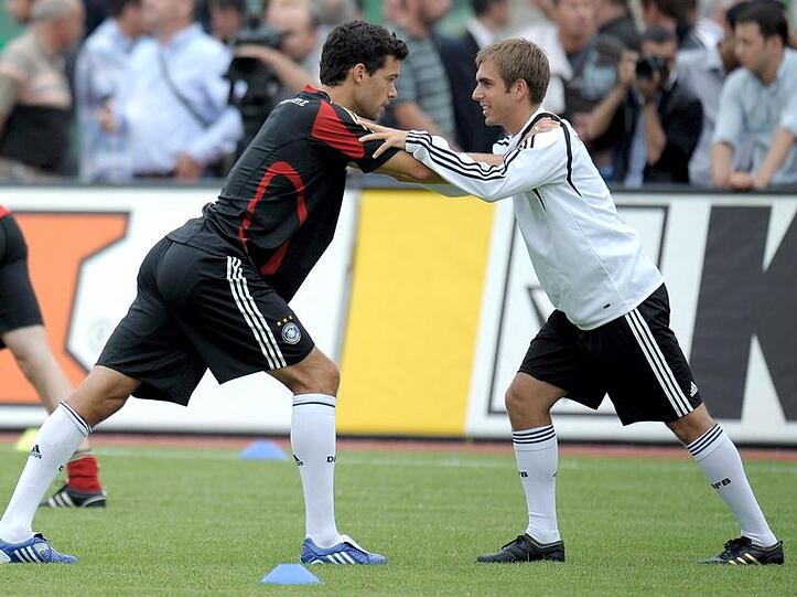 Machtkampf um die Kapitänsbinde: Der Streit zwischen Michael Ballack und Philipp Lahm entbrannte während der WM 2010
