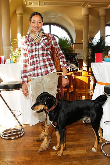 Erstmals dabei: Andrea Kempter mit Hund Eto.