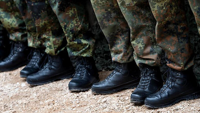 Gebirgsjäger in Bad Reichenhall bei einer Übung. Gebirgsjäger in Bad Reichenhall bei einer Übung.