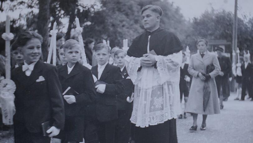 "Bei meiner Kommunion war ich der einzige, der in kurzer Hose mit Kniestrümpfen zur Kirche kam. Das war peinlich": Werner Lederer-Piloty. "Bei meiner Kommunion war ich der einzige, der in kurzer Hose mit Kniestrümpfen zur Kirche kam. Das war peinlich": Werner Lederer-Piloty.