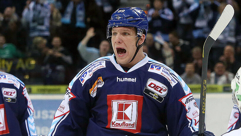 Superstar und Raubein: Der Hamburger David Wolf geht in die NHL.