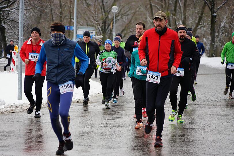 Winterlauf im Olympiapark. Hier gibt's die Bilder.