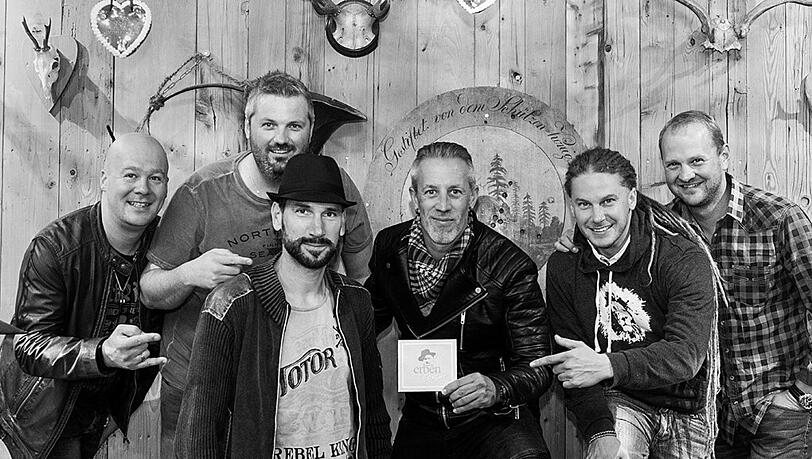 Die Band „Johanns Erben“, fotografiert von Stefan Kuffler. Die Band „Johanns Erben“, fotografiert von Stefan Kuffler.