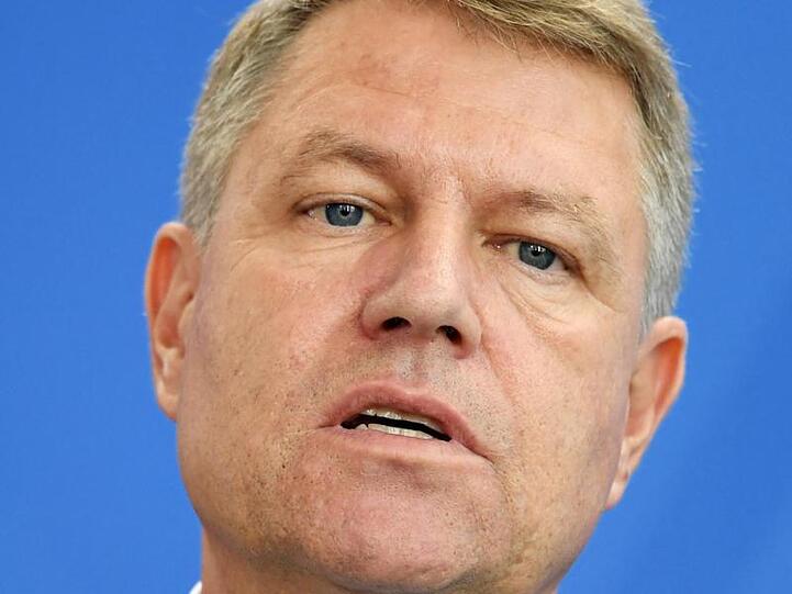 Der rumänische Präsident Klaus Johannis. Foto: Maurizio Gambarini/dpa/Archivbild