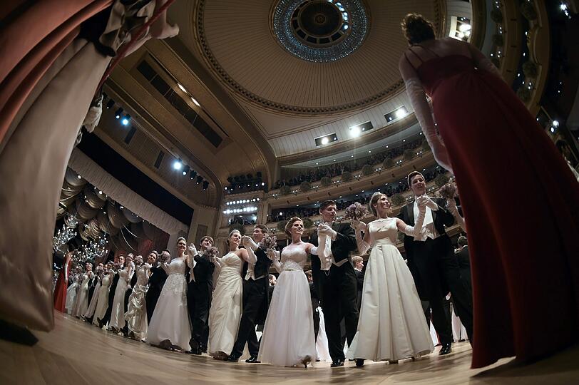 "Alles Walzer" - Die Bilder vom Wiener Opernball 2016.