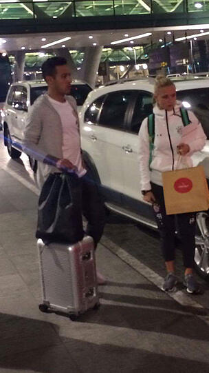 Mats Hummels und Thiago sind bereits in Doha eingetroffen. Der AZ-Reporter hat sie exklusiv getroffen.