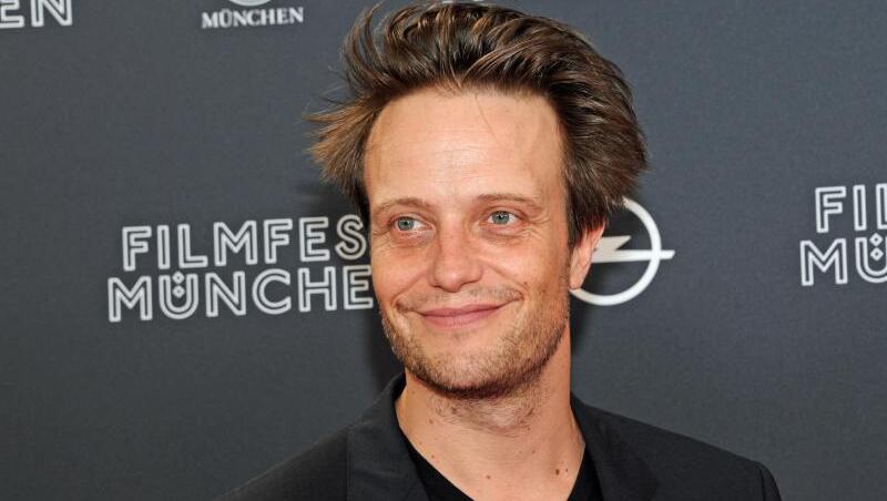 August Diehl erzählt von seinem persönlichen Paradies. August Diehl erzählt von seinem persönlichen Paradies.