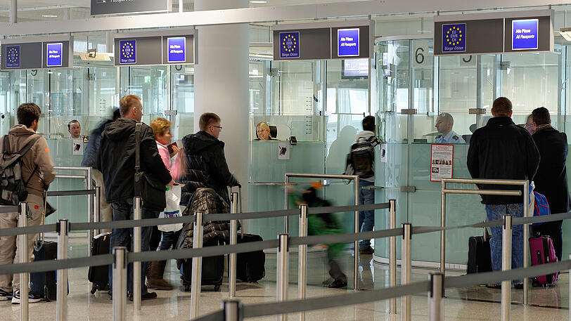 Bei der Ausreisekontrolle am Münchner Flughafen wurde ein Ägypter verhaftet, der seine Kinder entführen wollte.