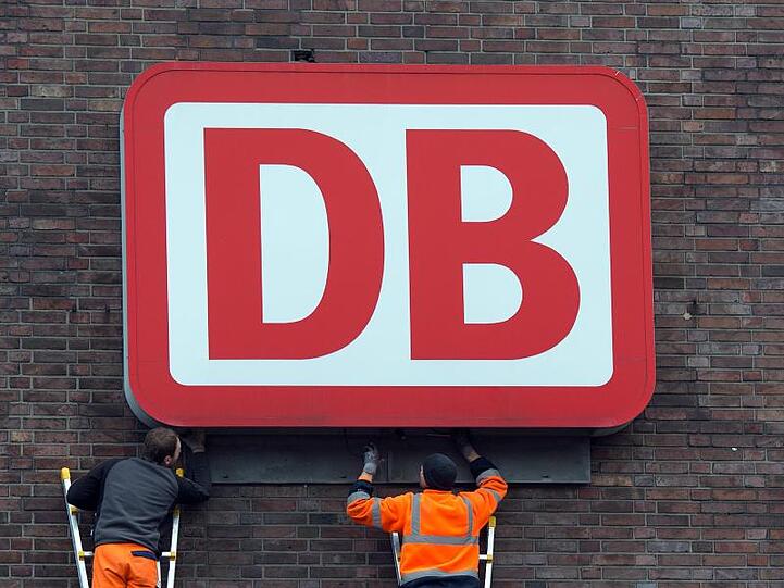 Zuletzt hatte die Bahn Mühe, in Deutschland die steigenden Fahrgastzahlen zu bewältigen.