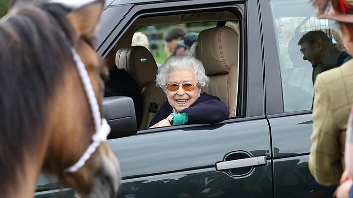 Die Monarchin gilt als große Pferdenärrin.