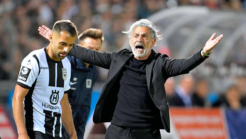 Maurizio Jacobacci coachte seine Mannschaft auch gegen Ulm mit viel Herzblut und Leidenschaft.