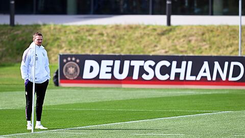 Bundestrainer Julian Nagelsmann bereitet sein Team auf das Testspiel gegen Frankreich vor.