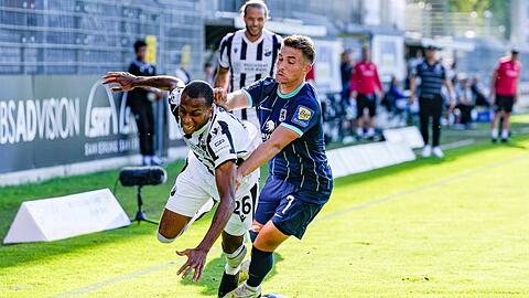 Pfeilschneller Löwe, der die Pleite in Sandhausen als Joker nicht abwenden kann: Neuzugang Julian Guttau (re.).