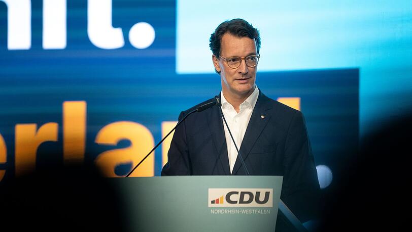 NRW-Ministerpräsident Hendrik Wüst (CDU) hat sich besorgt angesichts des starken Abschneidens der AfD geäußert.