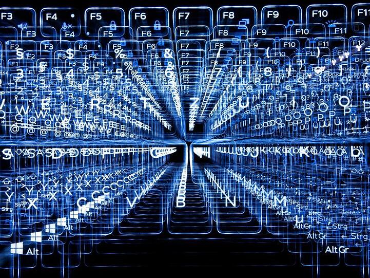 Schlecht gesicherte Geräte im "Internet der Dinge" können zum Einfallstor für Hacker werden.