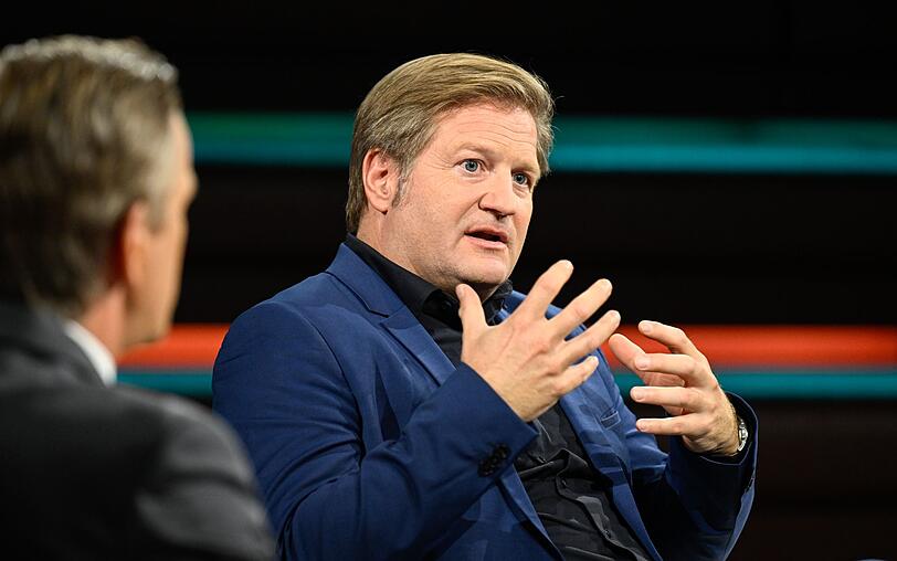 "Das ist wirklich dramatisch", befand Journalist Michael Bröcker über die Krise der politischen Mitte an den Wahlurnen. "Das ist wirklich dramatisch", befand Journalist Michael Bröcker über die Krise der politischen Mitte an den Wahlurnen.