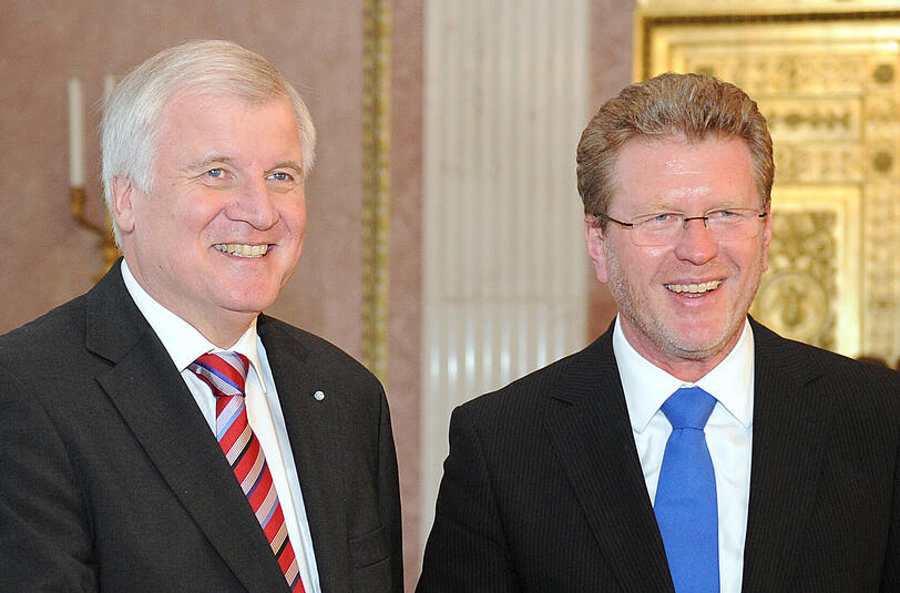 Ministerpräsident Horst Seehofer soll sich für Marcel Huber (r.) als neuen Chef der Staatskanzlei entschieden haben, heißt es aus Regierungskreisen.