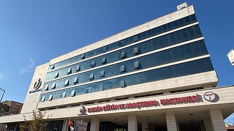 Touristen mit Vergiftungserscheinungen wurden im Taksim-Krankenhaus behandelt.