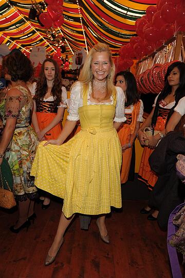Regine Sixt's Damenwiesn: Die Münchner Lady-Elite trifft sich im Hippdrom. Die Bilder