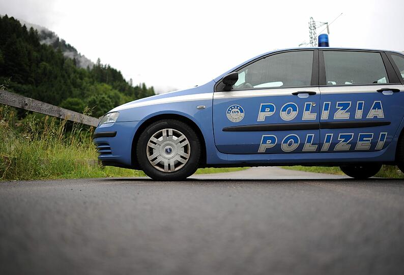Hier passierte der schreckliche Unfall in den Nico Rosberg und Pascal Wehrlein bei einer DFB-Aktion verwickelt wurden. Zwei Menschen wurden verletzt.
