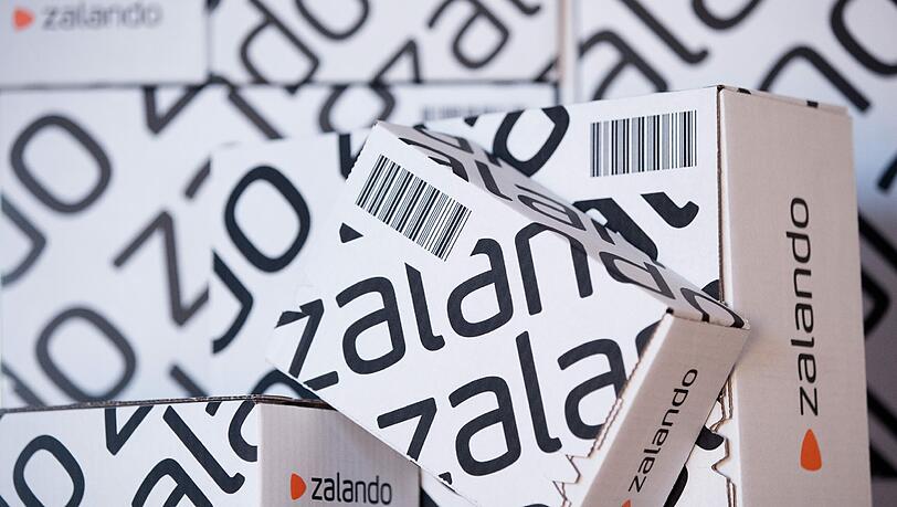 Zalando versucht, immer mehr Marken zu gewinnen und exklusiv zu vermarkten. Foto: Jörg Carstensen Zalando versucht, immer mehr Marken zu gewinnen und exklusiv zu vermarkten. Foto: Jörg Carstensen