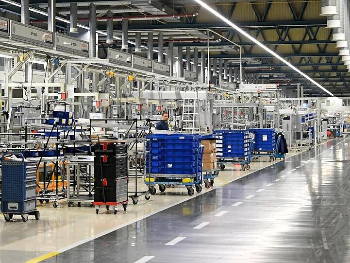Fertigungshalle im VW-Werk Salzgitter. Bulgarien und die Türkei stehen bei der Suche nach einem neuen Standort zur Wahl.