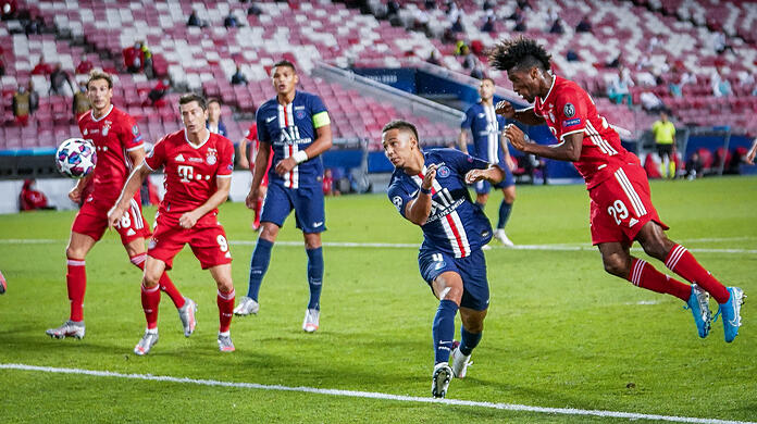 Nummer 1: Stürmer Kingsley Coman (rechts) avanciert im Champions-League-Finale gegen Paris Saint-Germain zum Goldköpfchen und erzielt das Goldene Tor zum 1:0 für den FC Bayern, der so das zweite Triple der Vereinshistorie klarmacht.
