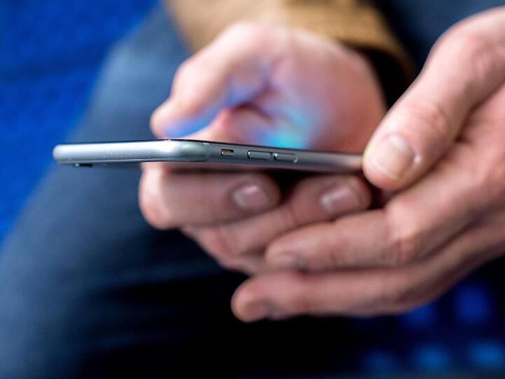 Die Bundesregierung bevorzugt nun doch eine dezentrale Speicherung der Daten der geplanten Corona-App.