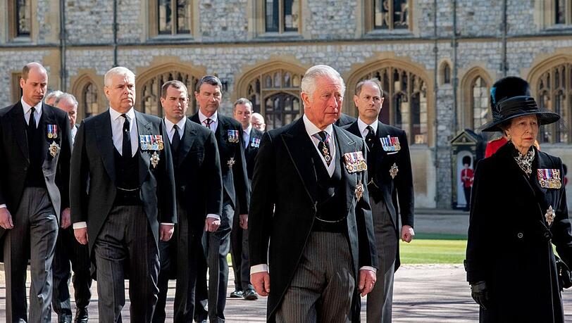 Die Royals bei der Beerdigung von Prinz Philip im April 2021 auf Schloss Windsor.