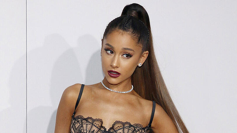 Ariana Grande bei den American Music Awards in Los Angeles