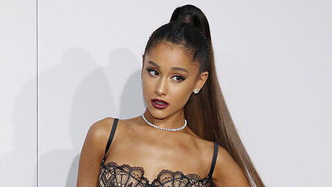 Ariana Grande bei den American Music Awards in Los Angeles