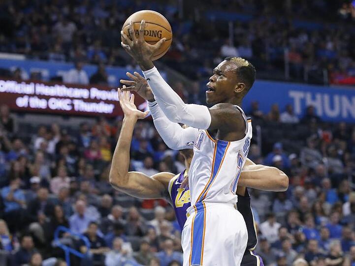Musste mit Oklahoma eine bittere Niederlage hinnehmen: Dennis Schröder.