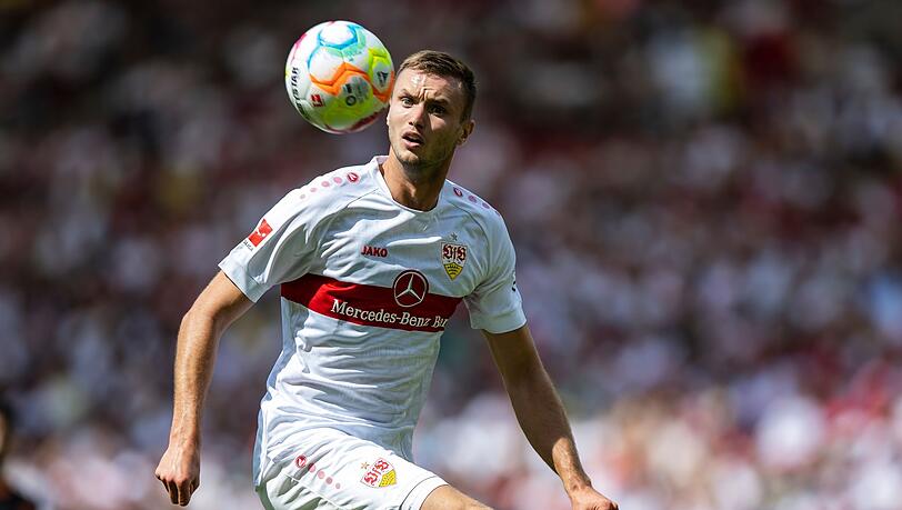 Stuttgarts Sasa Kalajdzic wird mit dem englischen Erstligisten Wolverhampton Wanderers in Verbindung gebracht.