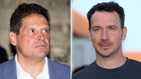 Felix Neureuther (re.) spricht mit Radsportlegende Jan Ullrich &uuml;ber harte Zeiten.