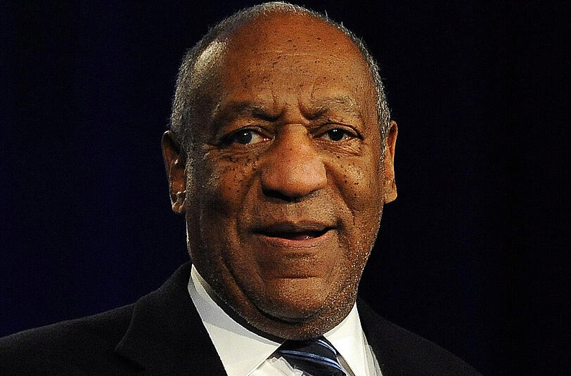 Bill Cosby soll 2005 zugegeben haben, junge Frauen für Sex betäubt zu haben