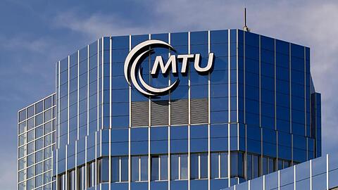 Die Firmenzentrale von MTU. Foto: Sven Hoppe/dpa/Archivbild