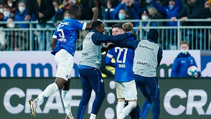 Darmstadt drehte gegen Heidenheim einen 0:2-Rückstand.