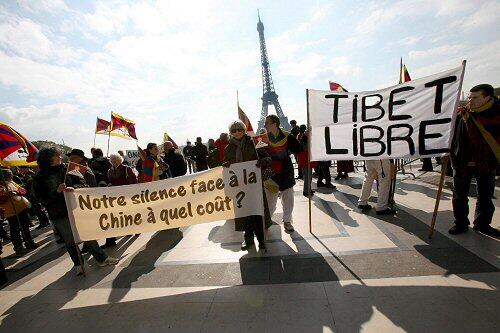 Tausende Tibet-Aktivisten protestierten in Paris