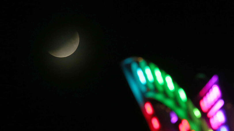 Die partielle Mondfinsternis in Würzburg.