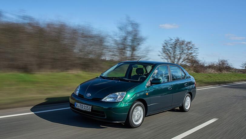 H&auml;ssliches Entlein und Elektro-Pionier: Ob man das Design des Toyota Prius nun mag, bleibt Geschmacksache. Seine Vorreiterrolle in Sachen Elektromobilit&auml;t ist aber unbestritten. (Archivbild)