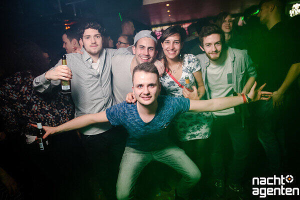Klicken Sie sich durch die Partybilder aus den Münchner Clubs von Samstagabend. Finden Sie sich wieder?