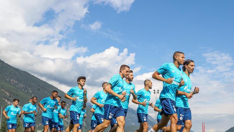 Der FC Schalke 04 ist derzeit in Österreich im Trainingslager. Der FC Schalke 04 ist derzeit in Österreich im Trainingslager.