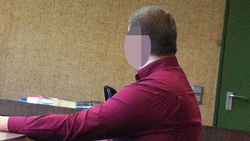 Ein Foto mit teuren Folgen: Der Student Pierre F. (23) ist vom Amtsgericht wegen des Verstoßes gegen das Urheberrecht zu 420 Euro Strafe verurteilt worden. Ein Foto mit teuren Folgen: Der Student Pierre F. (23) ist vom Amtsgericht wegen des Verstoßes gegen das Urheberrecht zu 420 Euro Strafe verurteilt worden.