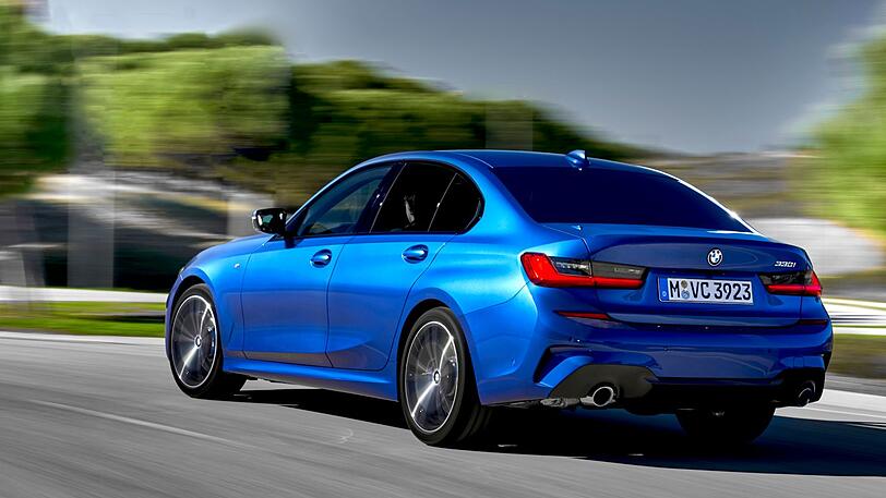 Flotter Feger: Als 330i bringt der neue 3er - hier im M Sport-Dress - 285 PS an die Hinterachse.