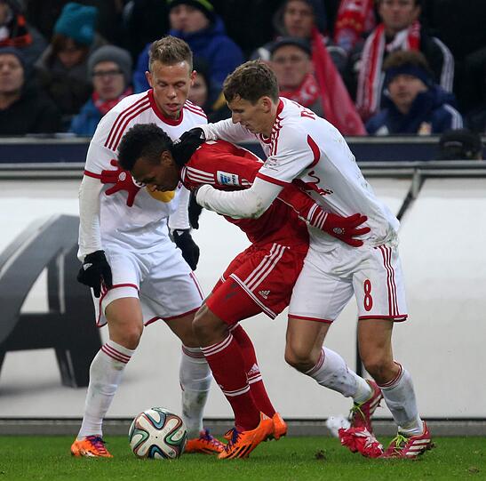 Die Bayern kommen beim 0:3 in Salzburg im letzten Testspiel vor dem Rückrundenstart völlig unter die Räder.
