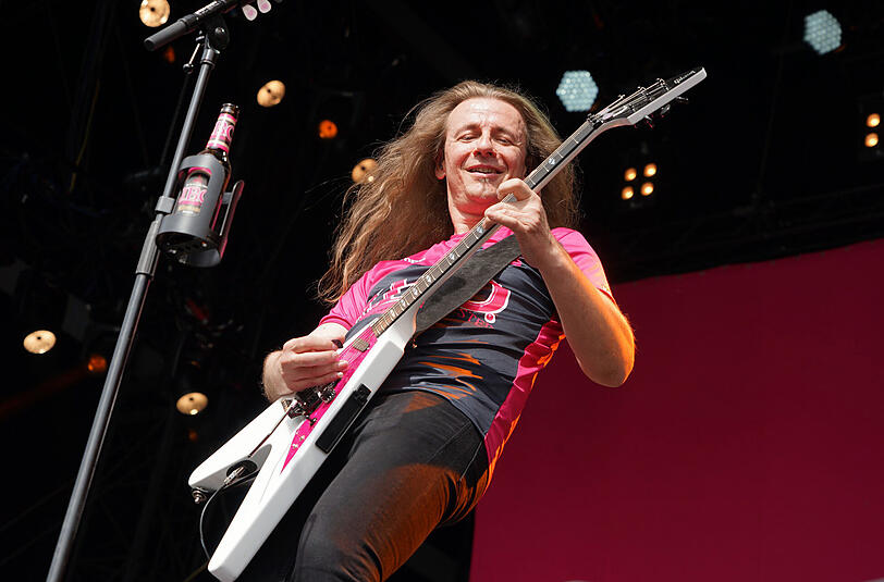 Die Bilder vom ersten Tag des Rockavaria Festivals 2016 im Münchner Olympiapark, hier mit J.B.O.