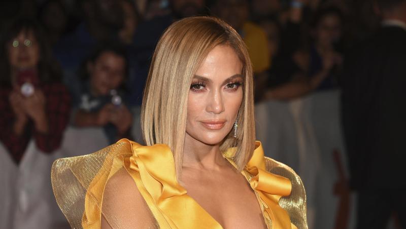 Der Schauspielerin und Sängerin Jennifer Lopez stellte in Toronto ihren neuen Film vor. Der Schauspielerin und Sängerin Jennifer Lopez stellte in Toronto ihren neuen Film vor.